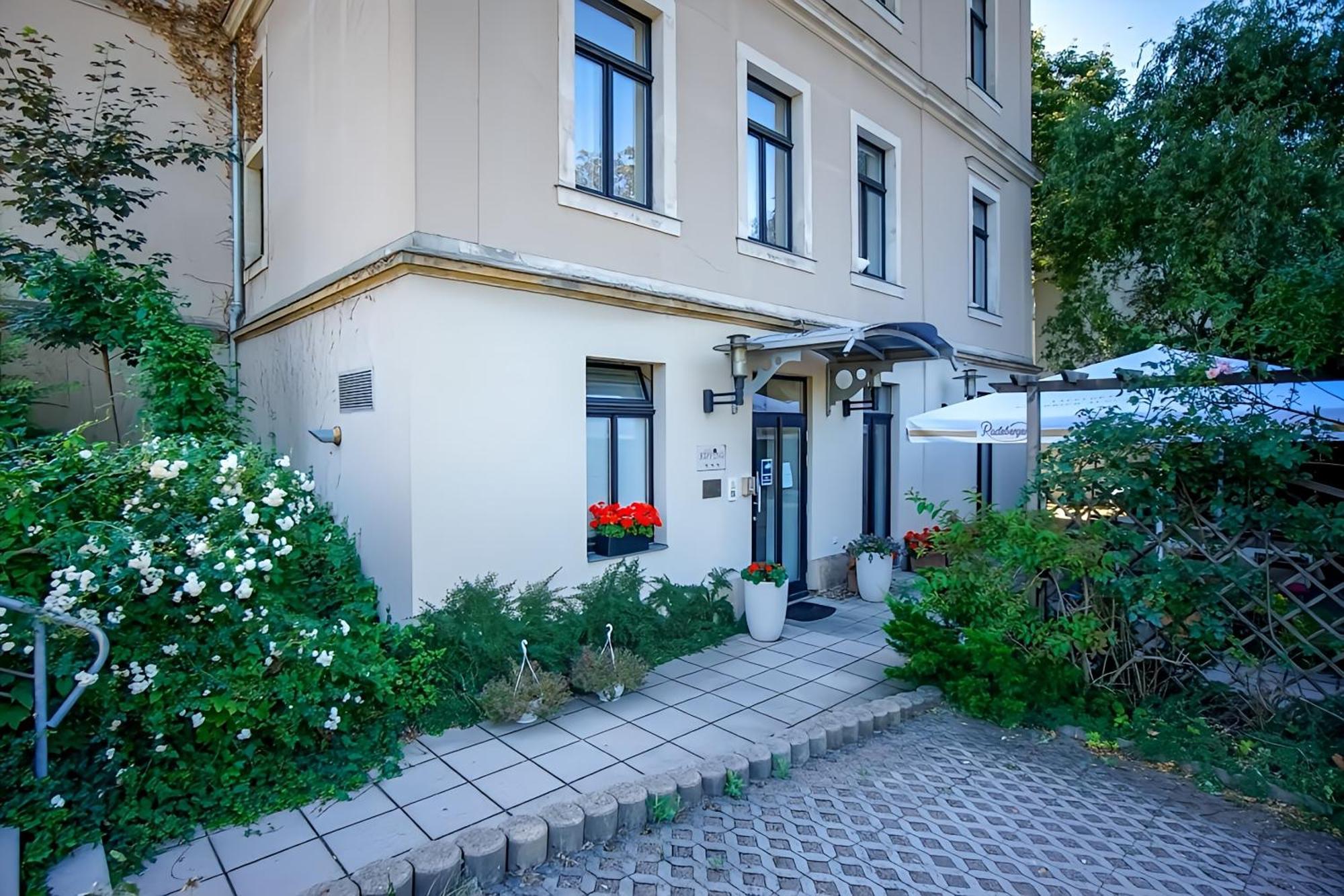 Hotel Villa Kipping Am Hauptbahnhof Dresden Exterior photo